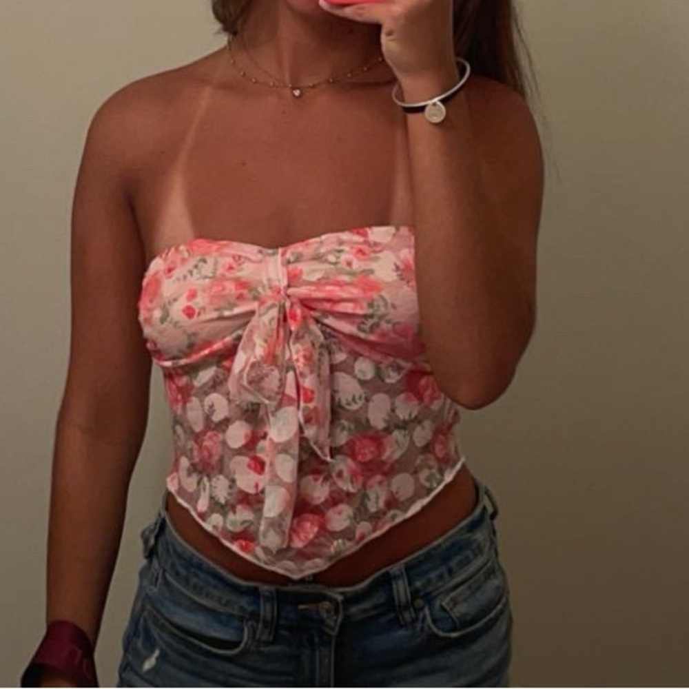 SHEIN Pink Floral Crop Top